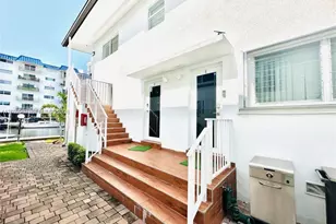 3751 NE 170th St, North Miami Beach, FL 33160 - Photo 25