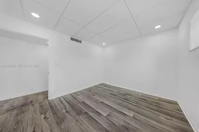 7550 W 2nd Ct, Hialeah, FL 33014 - Photo 23