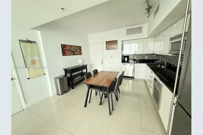 92 SW 3rd St #3709, Miami, FL 33130 - Photo 9
