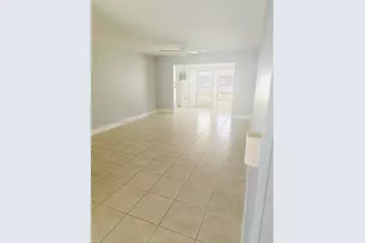1140 NW 85th Ave #A16, Plantation, FL 33322 - Photo 3
