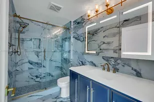 1900 N Bayshore Dr, Miami, FL 33132 - Photo 15