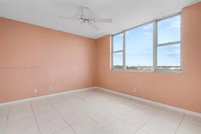 4330 Hillcrest Dr #506, Hollywood, FL 33021 - Photo 25