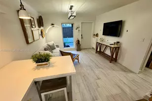 1121 SW 7th St, Miami, FL 33130 - Photo 5
