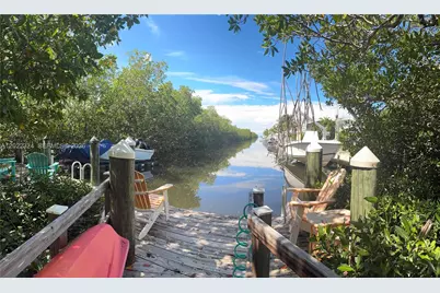 102 Venetian Dr #102, Islamorada, FL 33036 - Photo 1