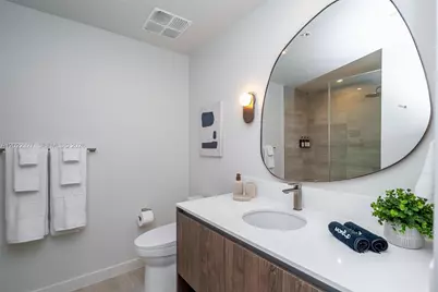 1611 SW 2nd Ave #817, Miami, FL 33129 - Photo 15
