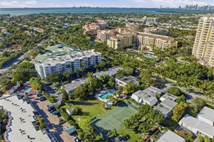 210 Sea View Dr, Key Biscayne, FL 33149 - Photo 27