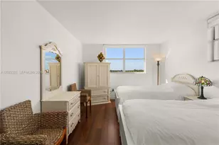210 Sea View Dr, Key Biscayne, FL 33149 - Photo 13