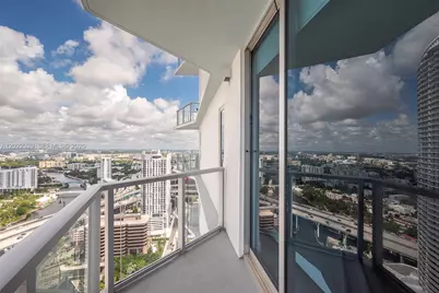 185 SW 7th St #4201, Miami, FL 33130 - Photo 27