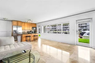 2881 NE 32nd St, Fort Lauderdale, FL 33306 - Photo 7
