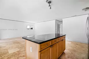 2881 NE 32nd St, Fort Lauderdale, FL 33306 - Photo 7