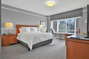 1435 Brickell Ave, Miami, FL 33131 - Photo 9