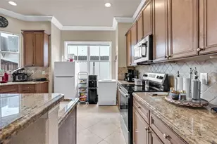 18122 NW 91st Ct, Hialeah, FL 33018 - Photo 11