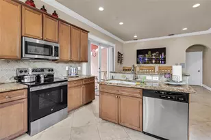 18122 NW 91st Ct, Hialeah, FL 33018 - Photo 13