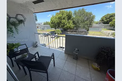 1725 W 60th St #F322, Hialeah, FL 33012 - Photo 15