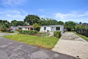 733 NW 15th Terrace, Fort Lauderdale, FL 33311 - Photo 3
