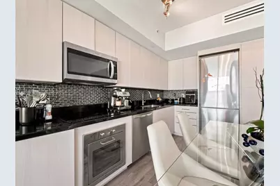 92 SW 3rd St #1607, Miami, FL 33130 - Photo 11