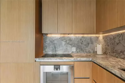 500 Alton Rd #802, Miami Beach, FL 33139 - Photo 17