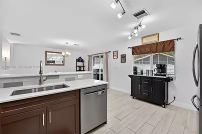 1235 SW 46th Ter, Deerfield Beach, FL 33442 - Photo 19