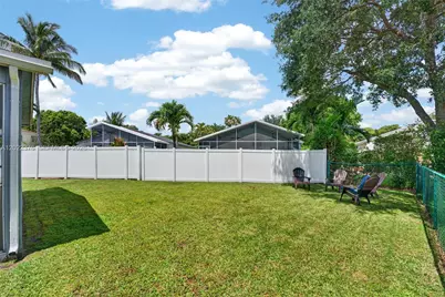 1235 SW 46th Ter, Deerfield Beach, FL 33442 - Photo 29