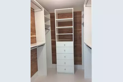 185 SW 7th St #1611, Miami, FL 33130 - Photo 13