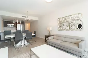 488 NE 18th St, Miami, FL 33132 - Photo 9