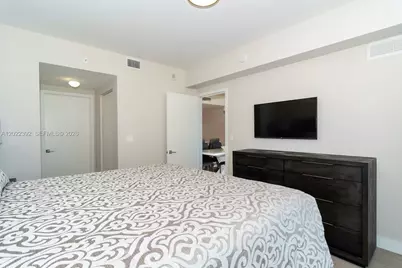 488 NE 18th St #3608, Miami, FL 33132 - Photo 19