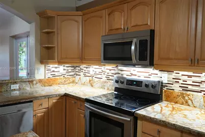 13313 NW 11th Dr, Sunrise, FL 33323 - Photo 17