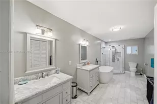 1081 NW 198th St, Miami Gardens, FL 33169 - Photo 13