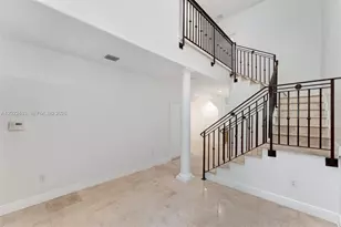 3060 Lime Ct, Miami, FL 33133 - Photo 3
