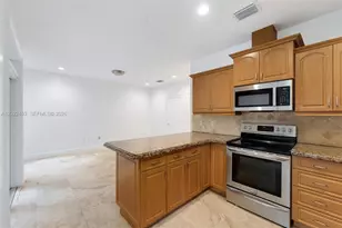 3060 Lime Ct, Miami, FL 33133 - Photo 9