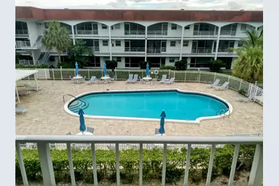 581 Blue Heron Dr #315-B, Hallandale Beach, FL 33009 - Photo 1