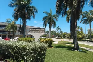 581 Blue Heron Dr, Hallandale Beach, FL 33009 - Photo 17