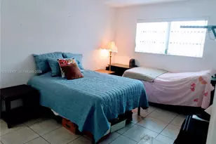 581 Blue Heron Dr, Hallandale Beach, FL 33009 - Photo 9
