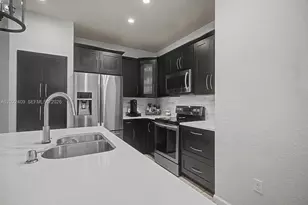 2316 NE 3rd Ct, Homestead, FL 33033 - Photo 9