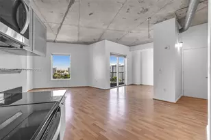 10 SW South River Dr, Miami, FL 33130 - Photo 15
