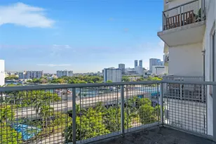 10 SW South River Dr, Miami, FL 33130 - Photo 17