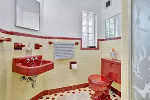 1523 Dewey St, Hollywood, FL 33020 - Photo 17