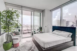 1040 Biscayne Blvd, Miami, FL 33132 - Photo 3