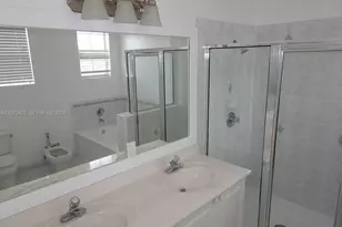 5460 NW 107th Ave, Doral, FL 33178 - Photo 23