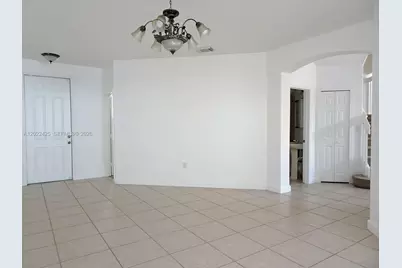 5460 NW 107th Ave #115, Doral, FL 33178 - Photo 19