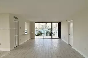 801 N Venetian Dr, Miami, FL 33139 - Photo 7