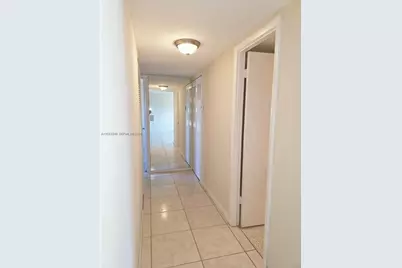 4140 NW 44th Ave #411, Lauderdale Lakes, FL 33319 - Photo 17