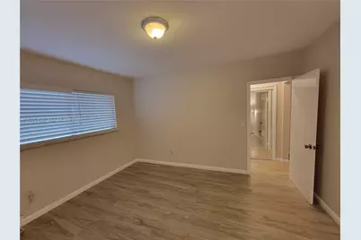 835 Lenox Ave #303, Miami Beach, FL 33139 - Photo 19