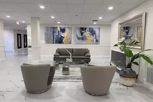 900 NE 195th St, Miami, FL 33179 - Photo 1