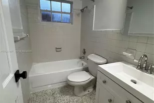 2725 SW 25th St, Miami, FL 33133 - Photo 9