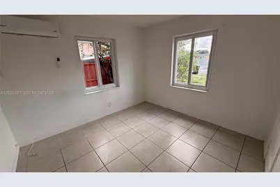 317 W 36th St #2, Hialeah, FL 33012 - Photo 9