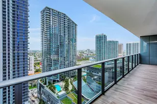 801 S Miami Ave, Miami, FL 33131 - Photo 17