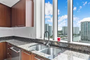 15901 Collins Ave, Sunny Isles Beach, FL 33160 - Photo 19