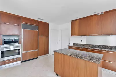 15901 Collins Ave #904, Sunny Isles Beach, FL 33160 - Photo 21