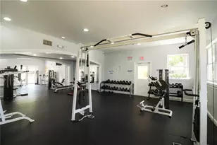 8245 Lake Dr, Doral, FL 33166 - Photo 21